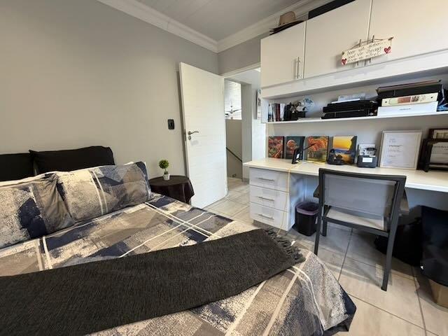 5 Bedroom Property for Sale in Reebok Western Cape